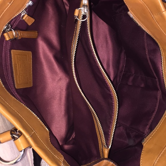 Coach leather bag - Picture 3 of 3